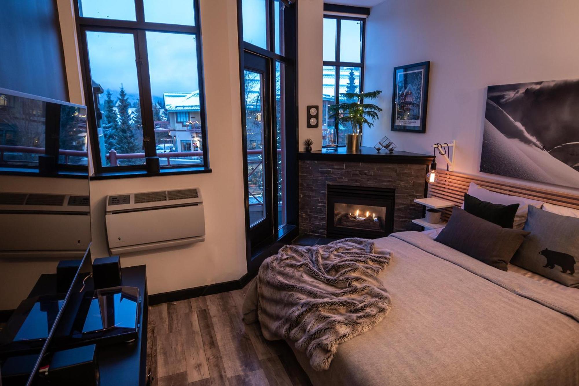Alpenglow Lodge Queen Boho Studio By Mva Whistler Buitenkant foto