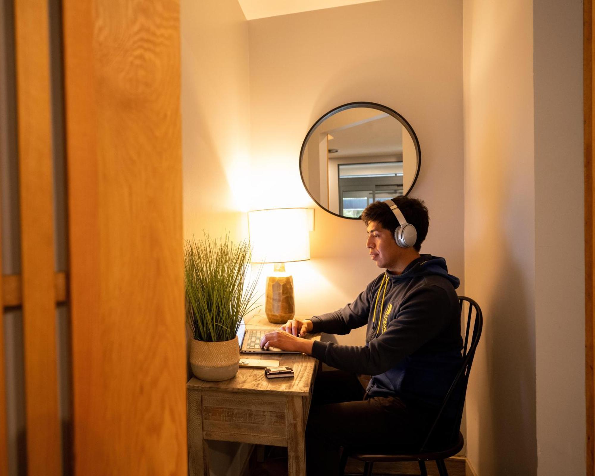Alpenglow Lodge Queen Boho Studio By Mva Whistler Buitenkant foto