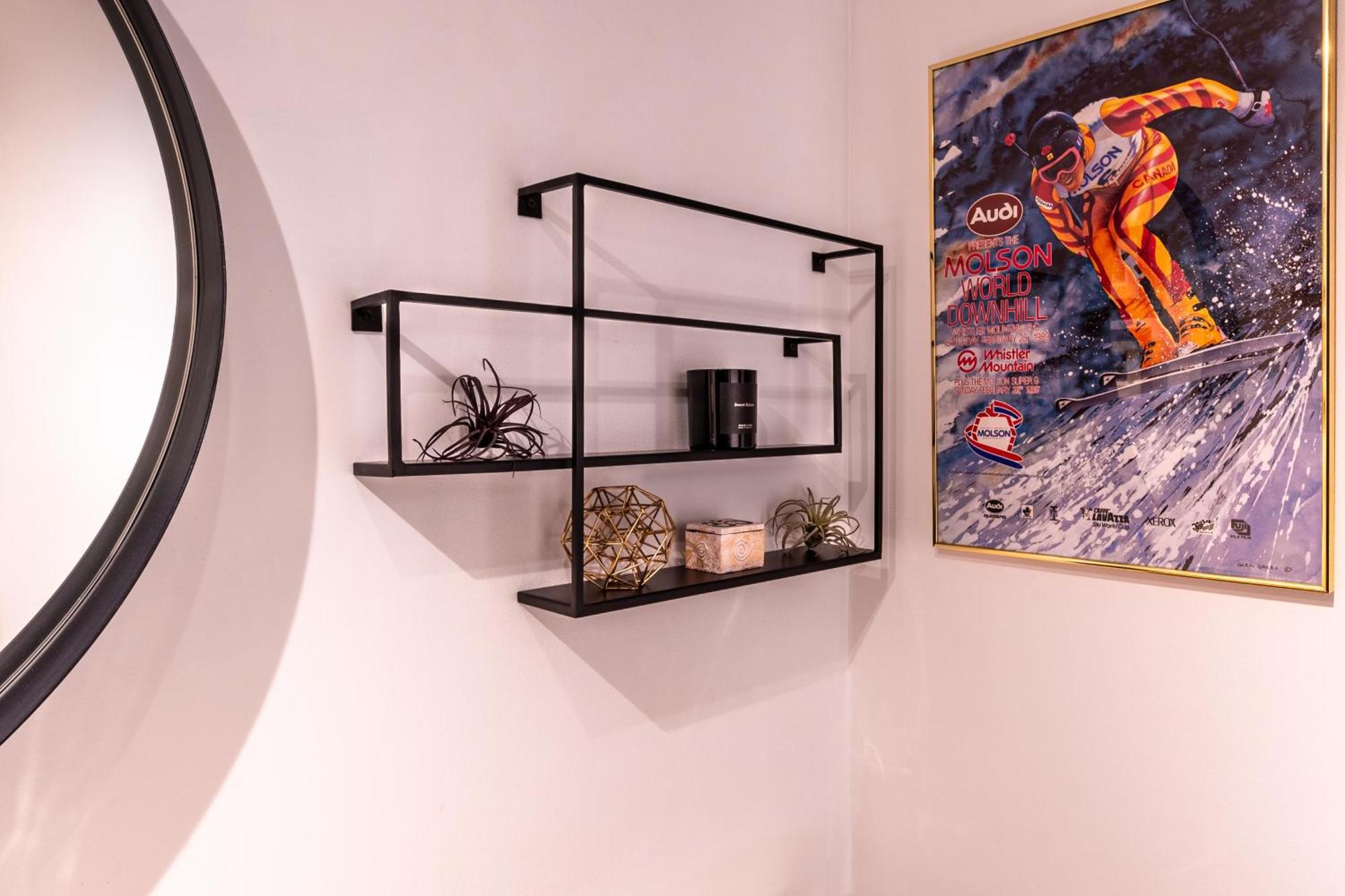 Alpenglow Lodge Queen Boho Studio By Mva Whistler Buitenkant foto